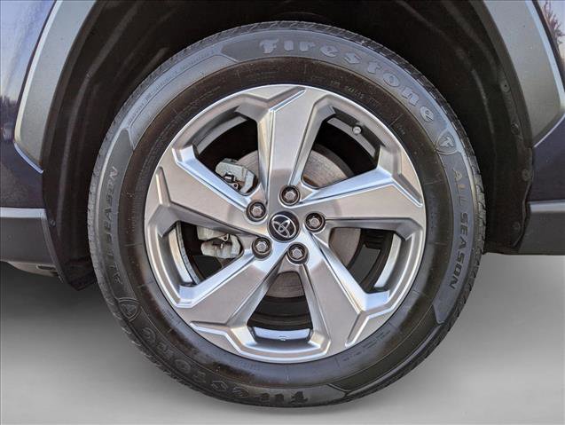 Used 2019 Toyota RAV4 Limited image 23