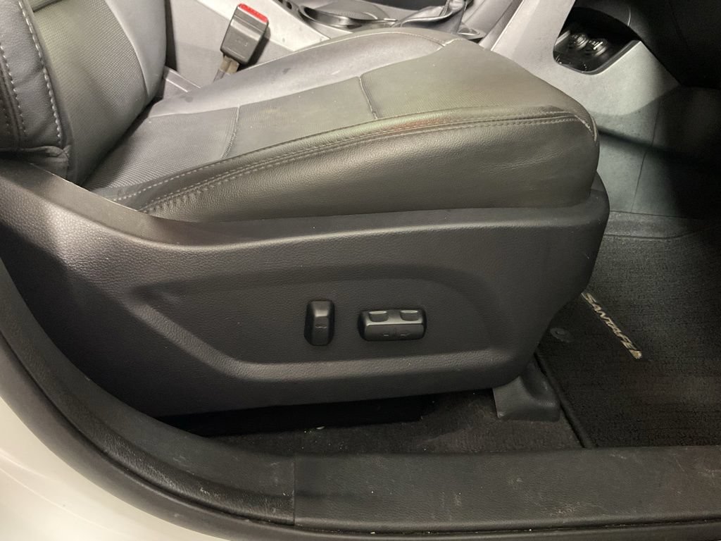 Used 2018 Hyundai Santa Fe Sport w/ 2.0T Ultimate Tech Package 05 AWD/4WD image 40