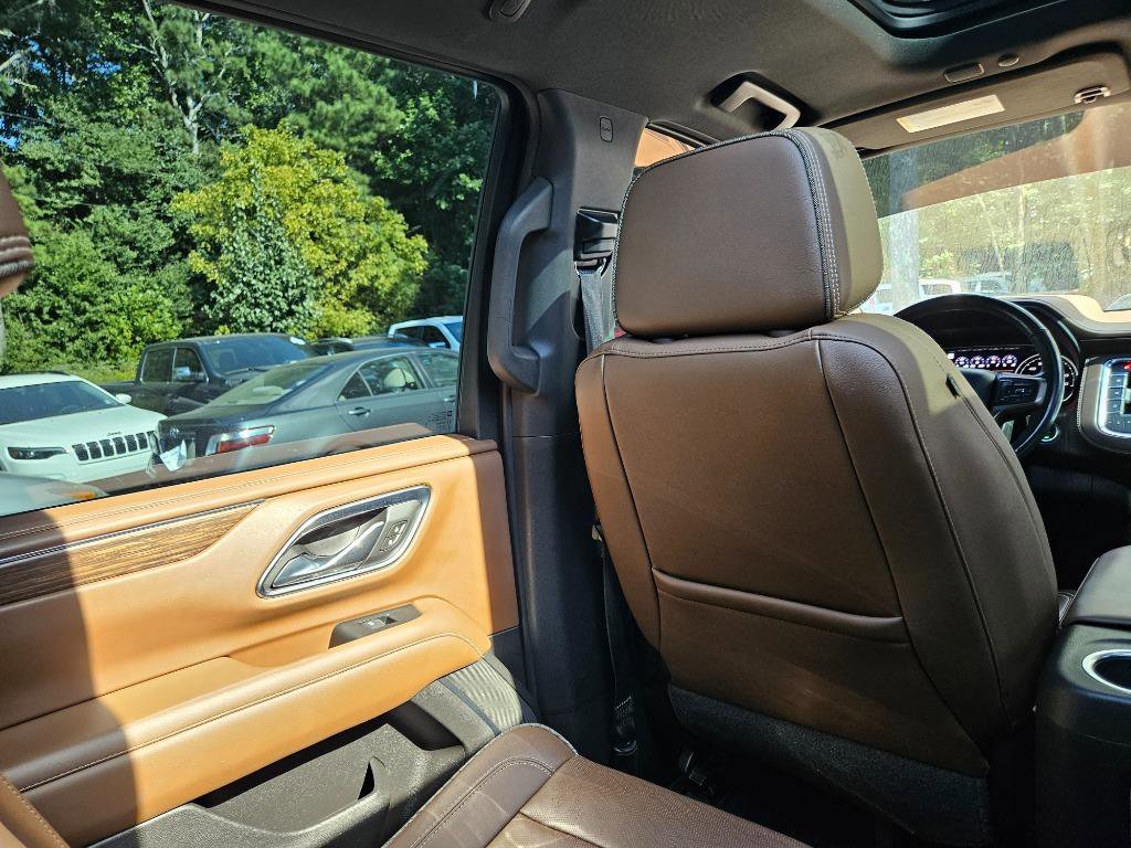 Used 2021 Chevrolet Tahoe High Country w/ Premium Package image 34