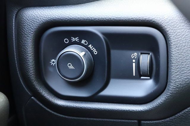 Used 2024 RAM 1500 Big Horn image 34