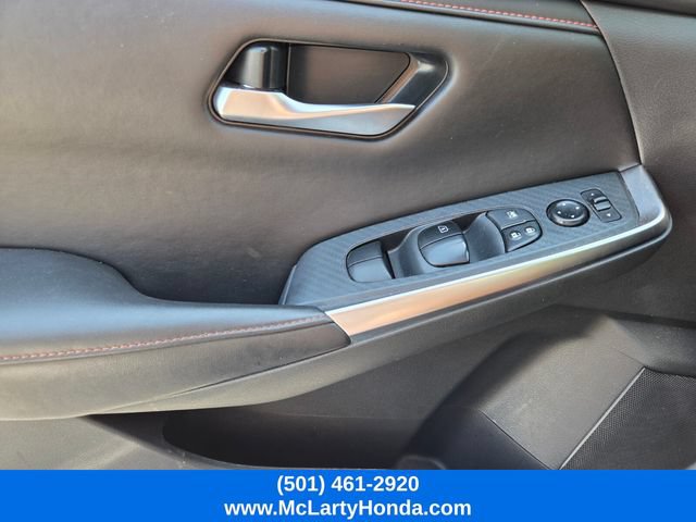Used 2025 Nissan Sentra SR FWD image 32