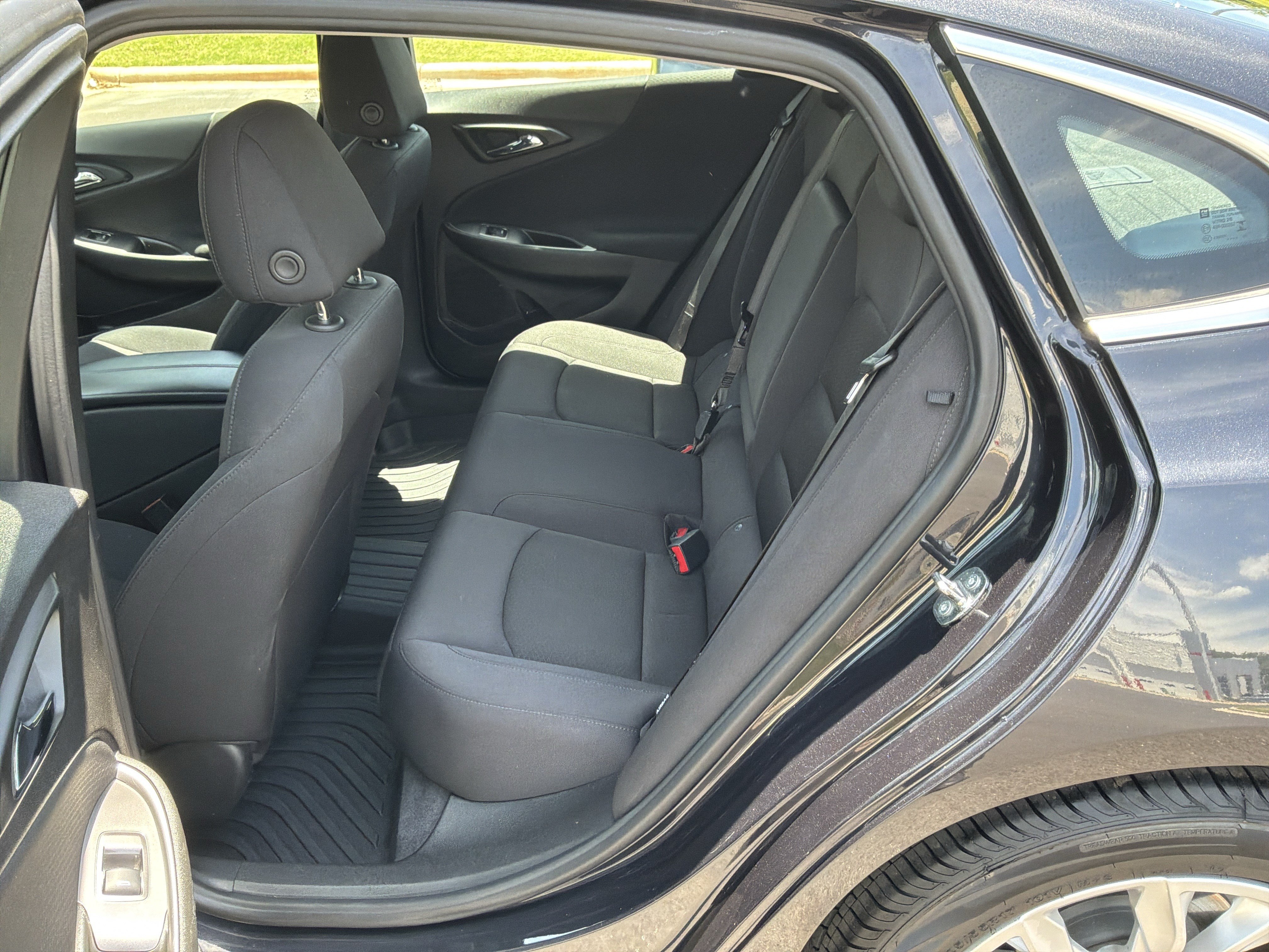 Used 2023 Chevrolet Malibu LT w/ Driver Confidence Package FWD image 30