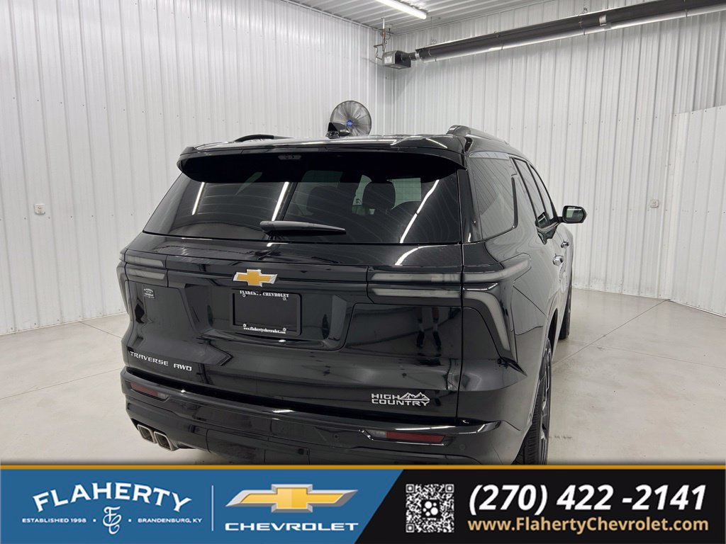 Used 2026 Chevrolet Traverse High Country w/ LPO, Floor Liner Package AWD/4WD image 3