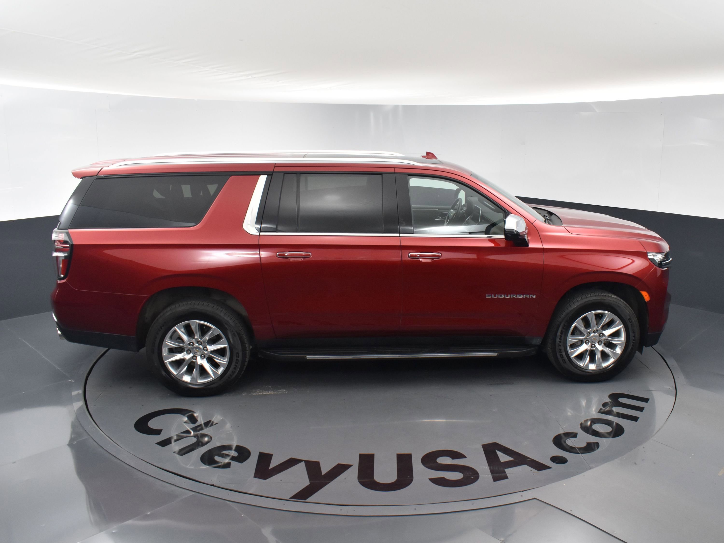 Certified 2024 Chevrolet Suburban Premier w/ Premium Package image 34