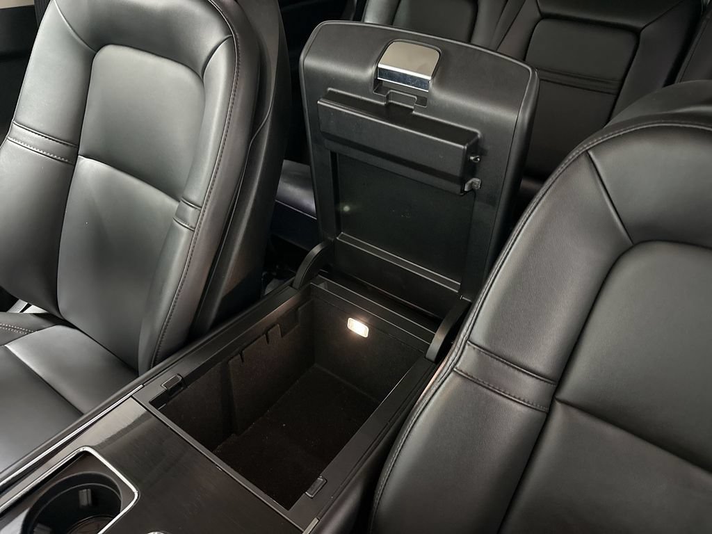 Used 2023 Lincoln Aviator AWD image 36