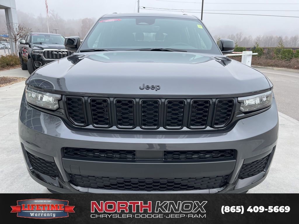 New 2025 Jeep Grand Cherokee L Altitude image 34