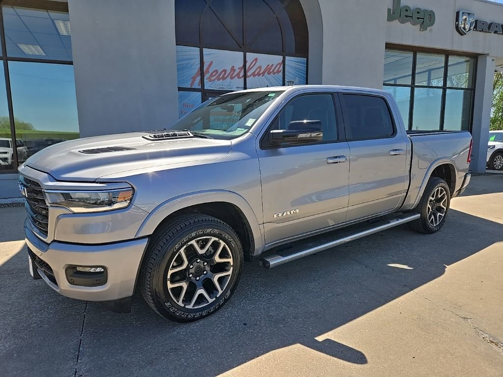 Used 2025 RAM 1500 Laramie w/ Sport Appearance Package AWD/4WD image 3