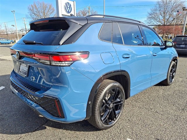 New 2026 Volkswagen Tiguan SE R-Line image 4