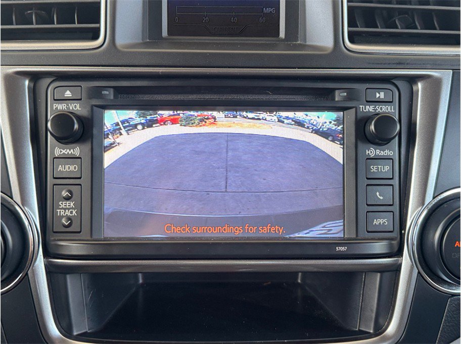 Used 2013 Toyota Highlander Limited FWD image 17