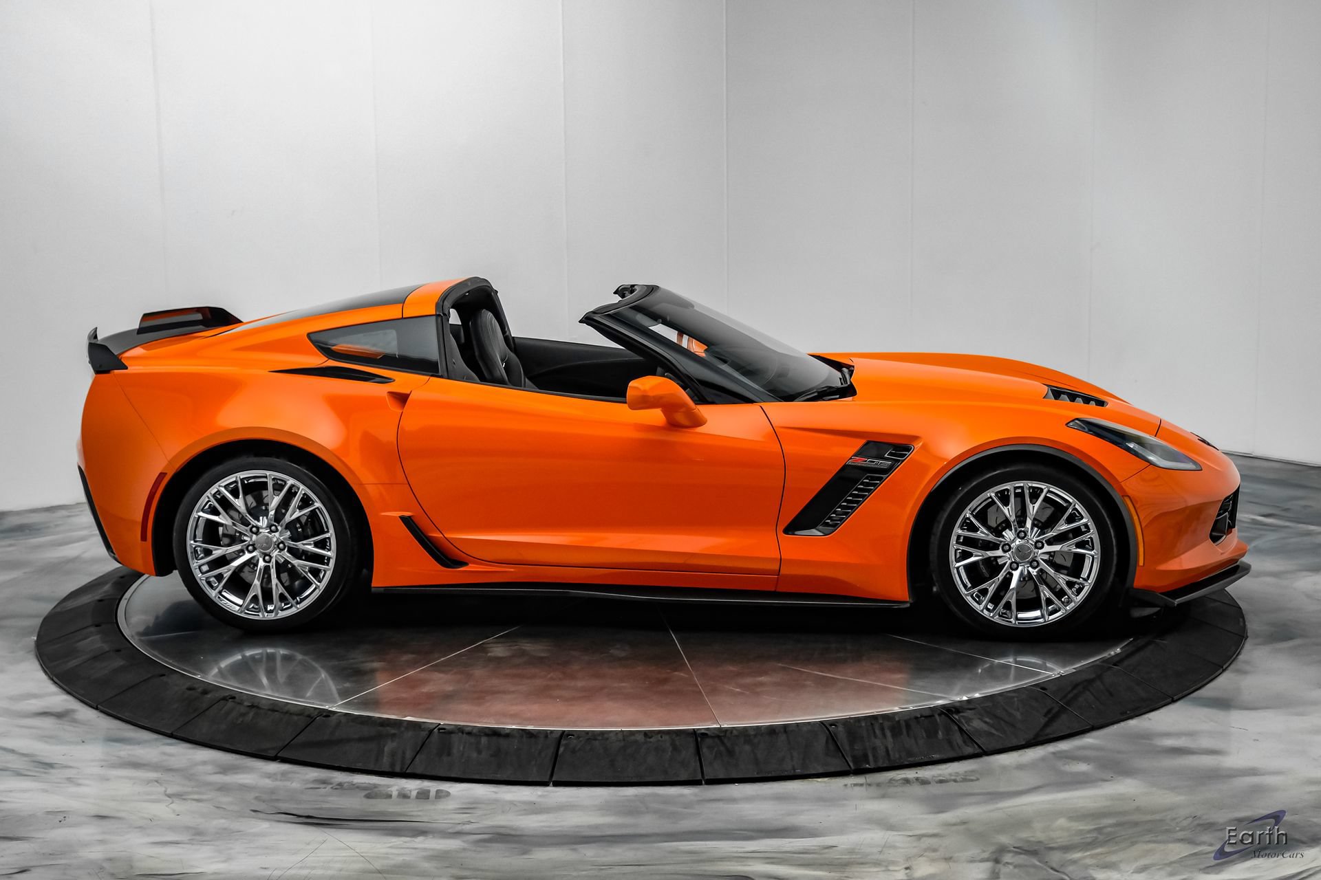 Used 2019 Chevrolet Corvette Z06 RWD image 24