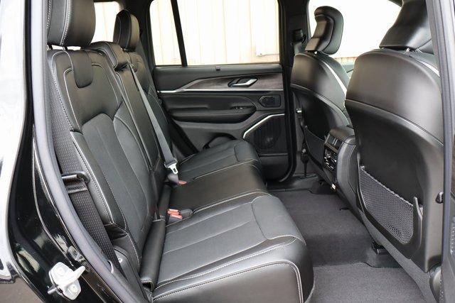 New 2025 Jeep Grand Cherokee Overland w/ Adv Protech Group III image 46
