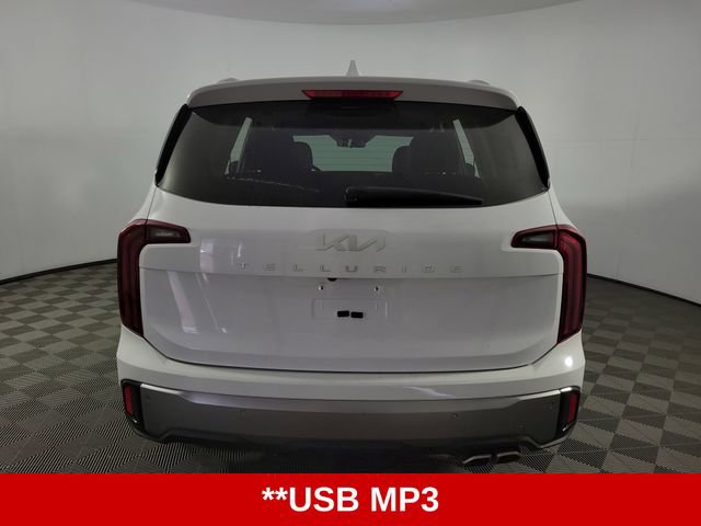 Used 2025 Kia Telluride S FWD image 7