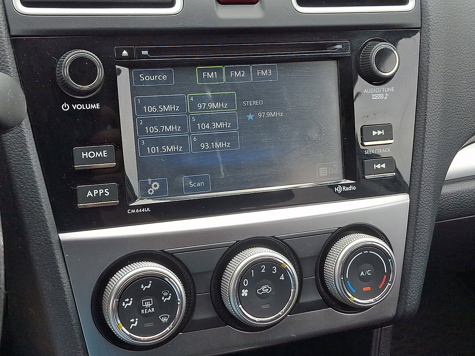 Used 2015 Subaru Crosstrek 2.0i Premium w/ Popular Package #2 image 16