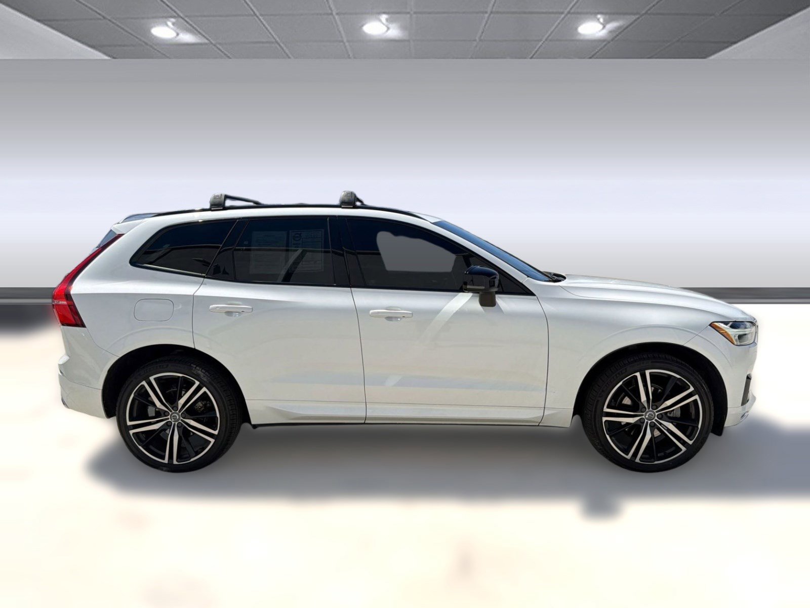 Used 2020 Volvo XC60 T5 R-Design w/ Protection Package Premier AWD/4WD image 8