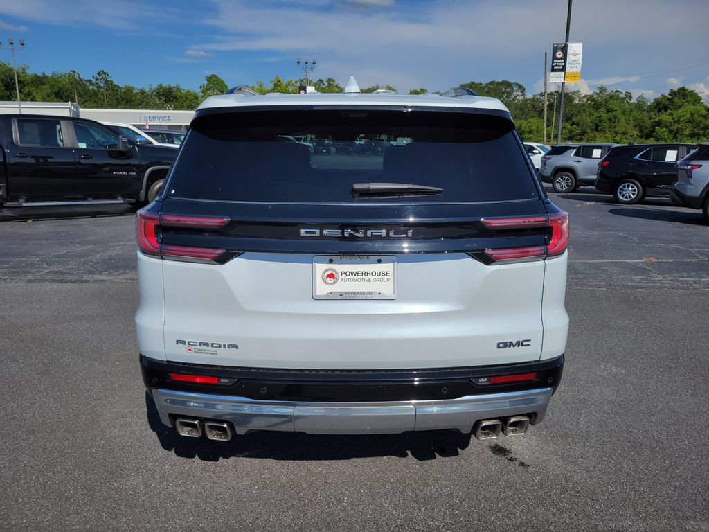 Used 2026 GMC Acadia Denali w/ Super Cruise Package FWD image 5