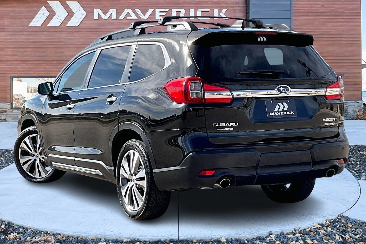 Used 2021 Subaru Ascent Touring image 4