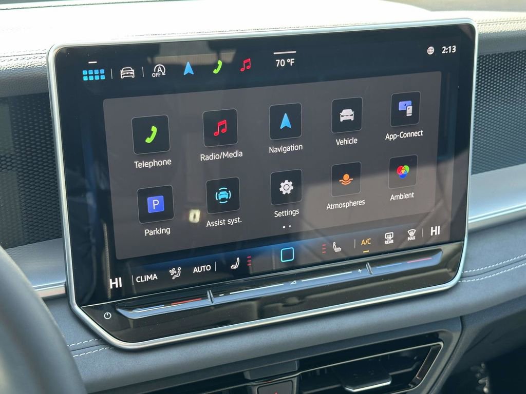 New 2025 Volkswagen Tiguan SE image 23