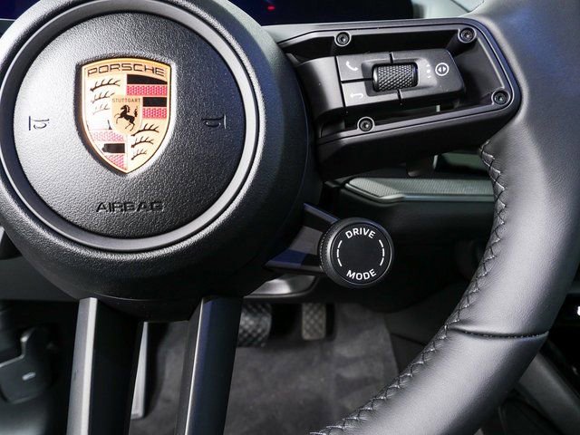 New 2026 Porsche Cayenne AWD/4WD image 11