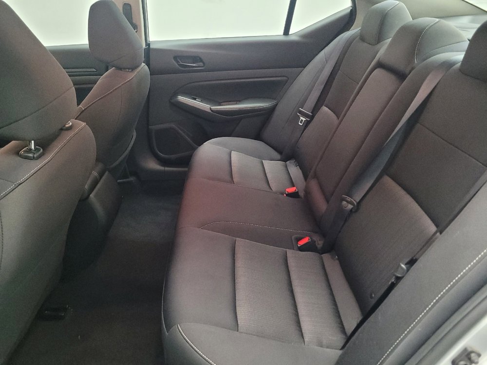 Used 2024 Nissan Altima 2.5 SV image 18