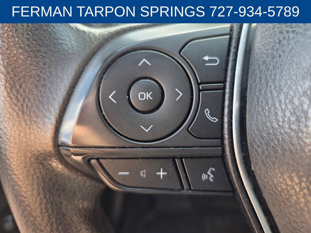 Used 2020 Toyota Camry LE FWD image 29