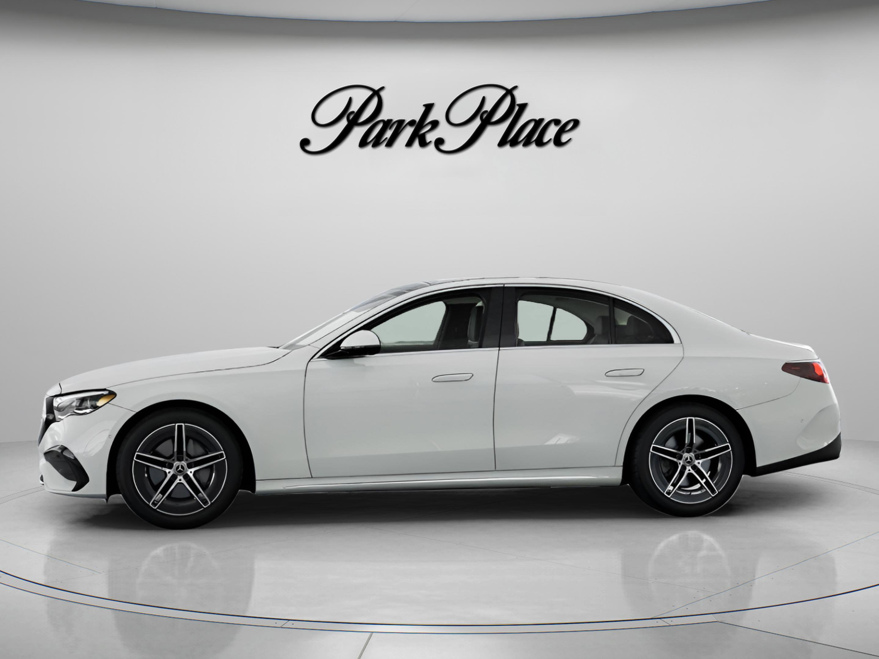 New 2025 Mercedes-Benz E 350 Sedan image 5