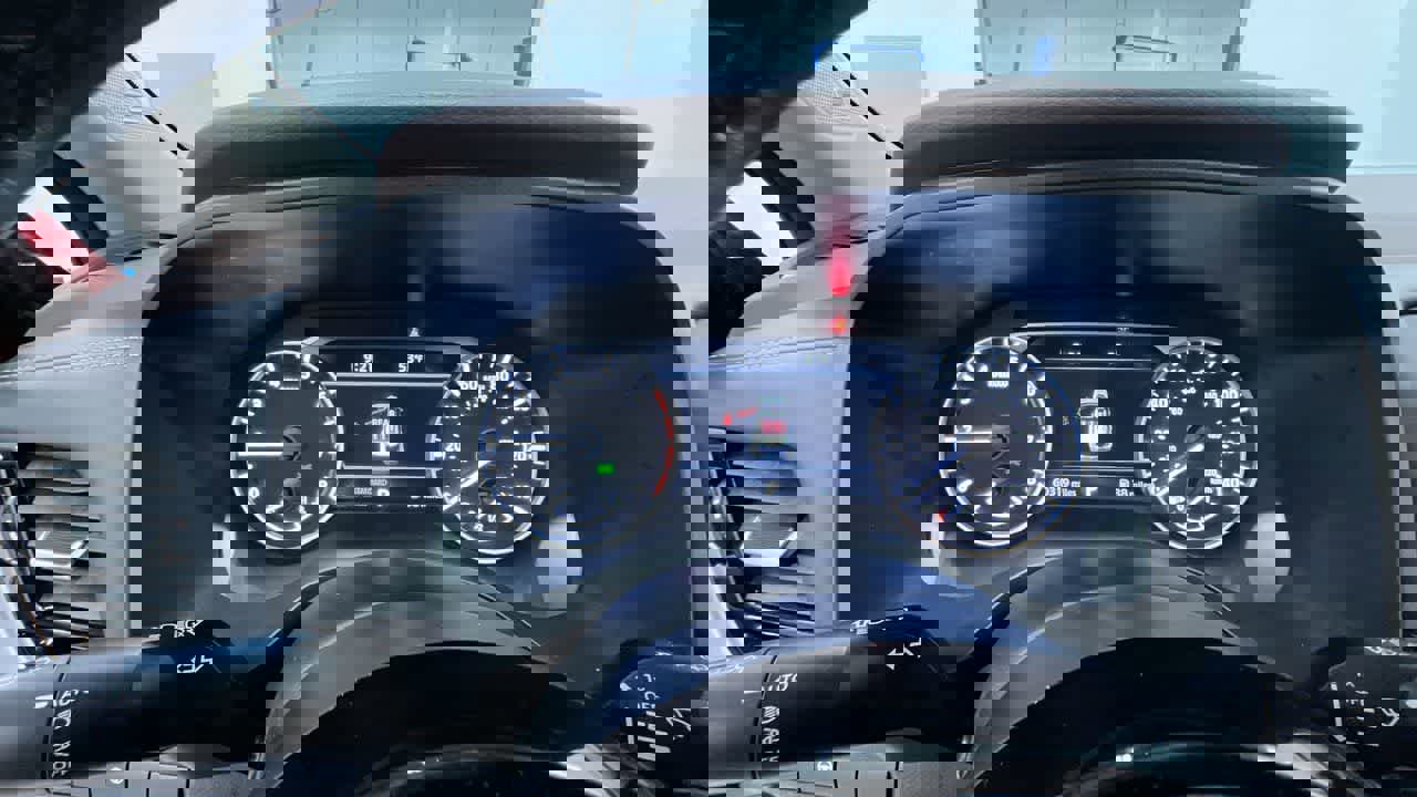 Used 2023 Nissan Rogue SL w/ SL Premium Package image 22