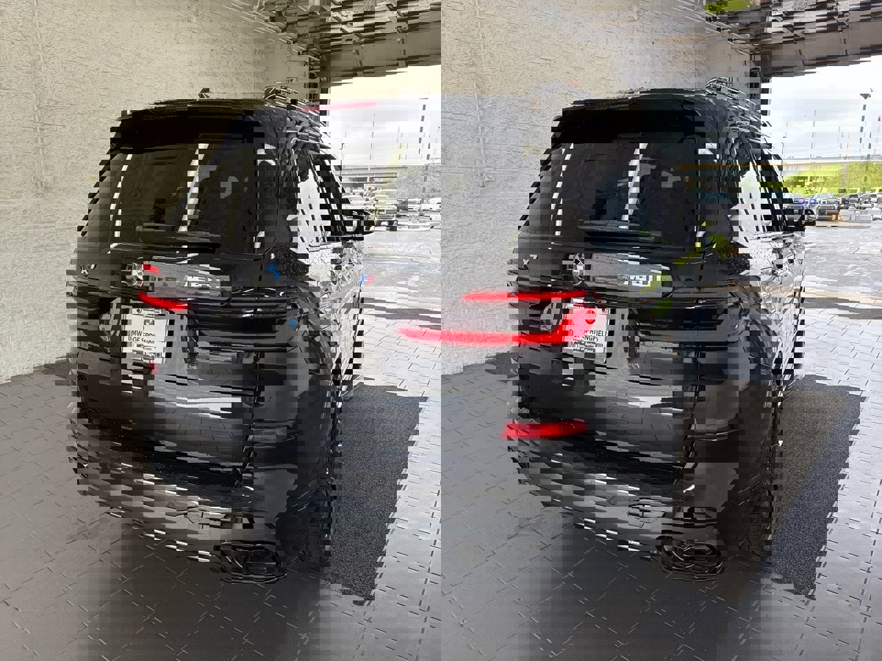 New 2026 BMW X7 M60i image 7