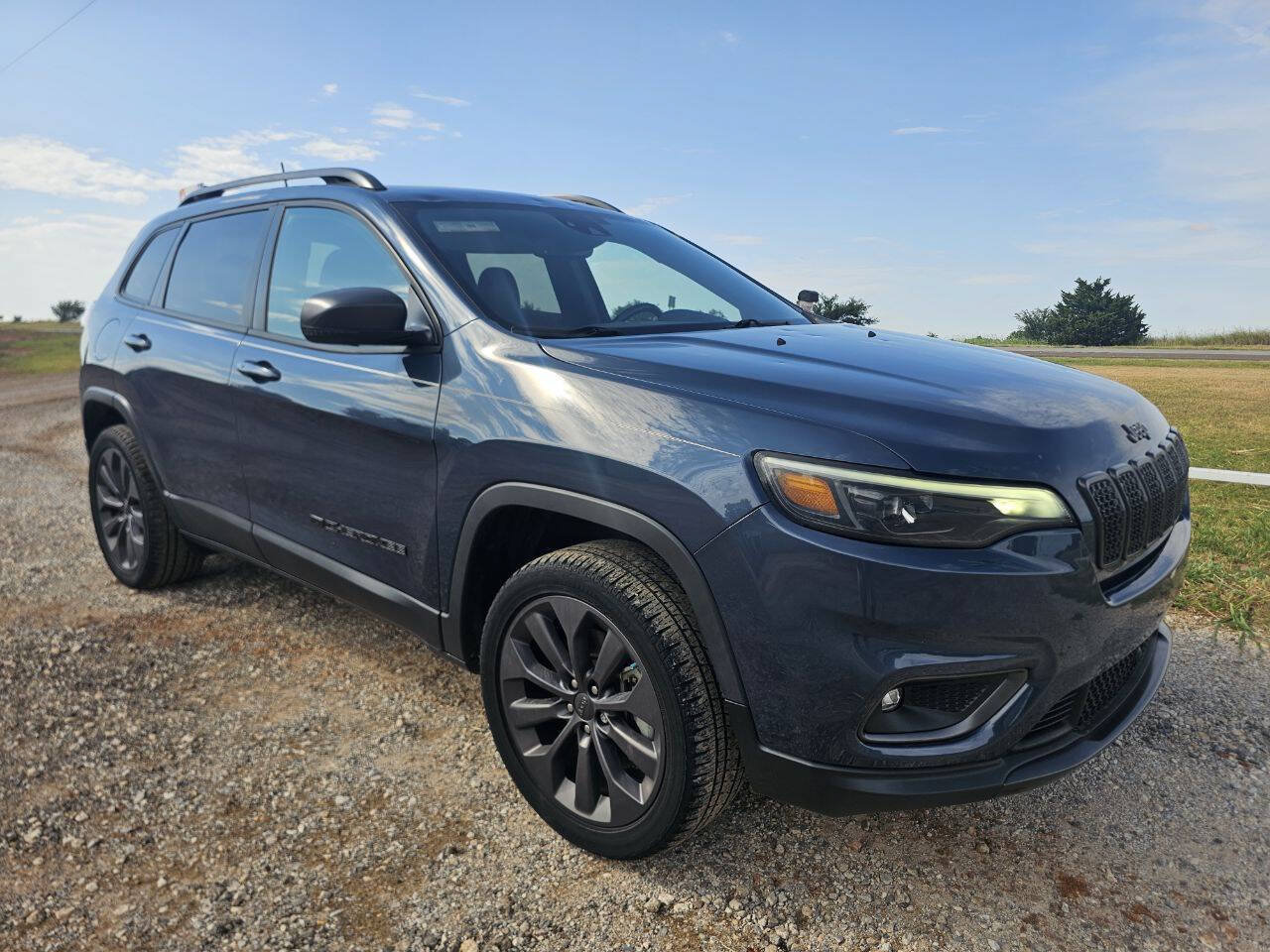 Used 2021 Jeep Cherokee Latitude Lux 80th Anniv w/ Quick Order Package 26U 80TH AWD/4WD image 6