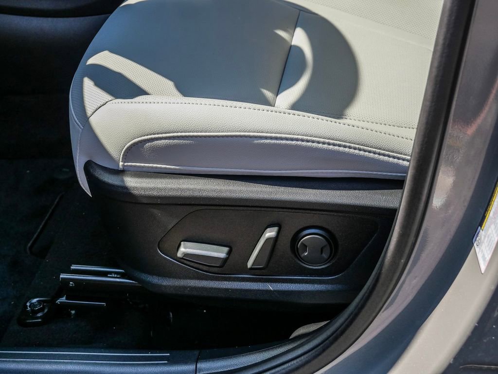 Used 2025 Hyundai Santa Cruz SEL image 30