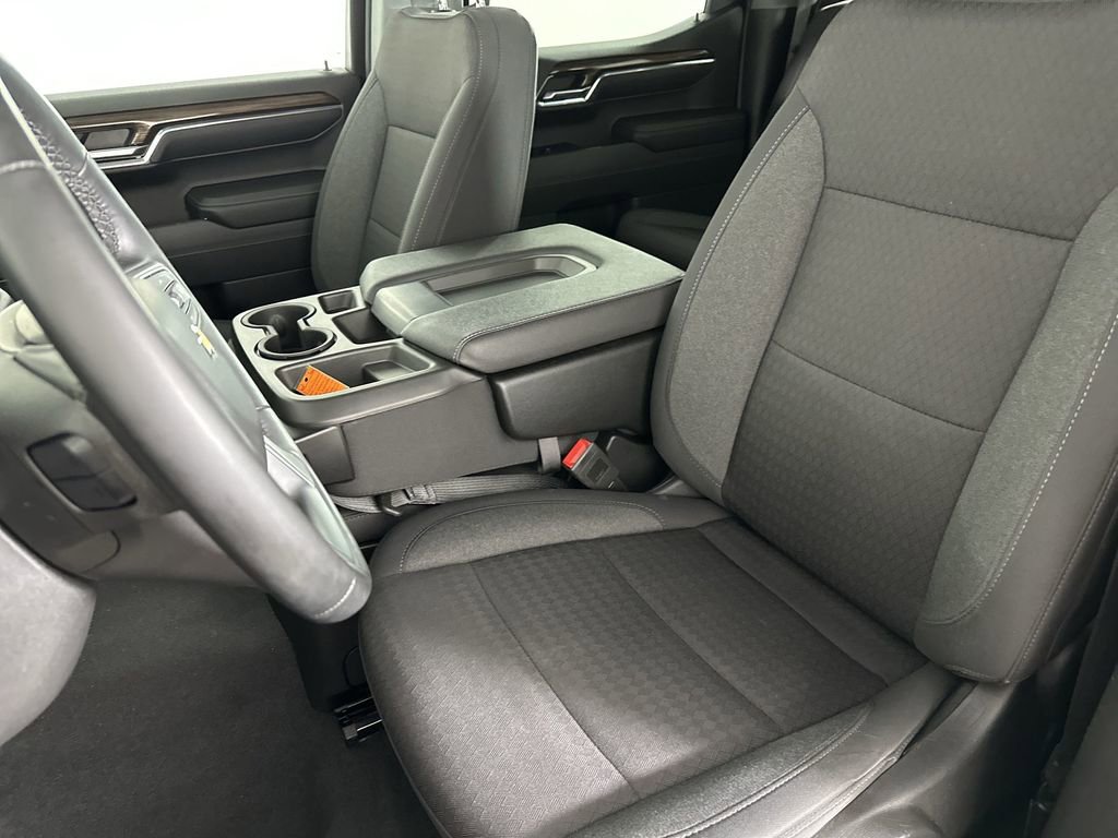 Used 2024 Chevrolet Silverado 1500 LT image 21