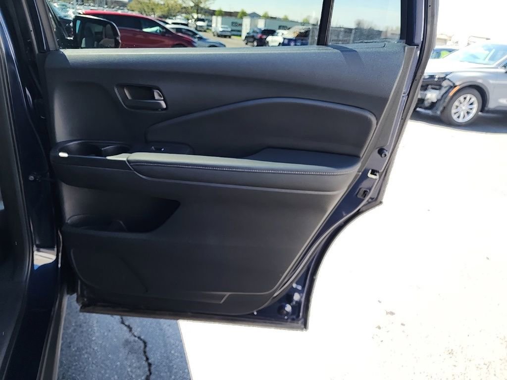 Certified 2023 Honda Passport EX-L image 30