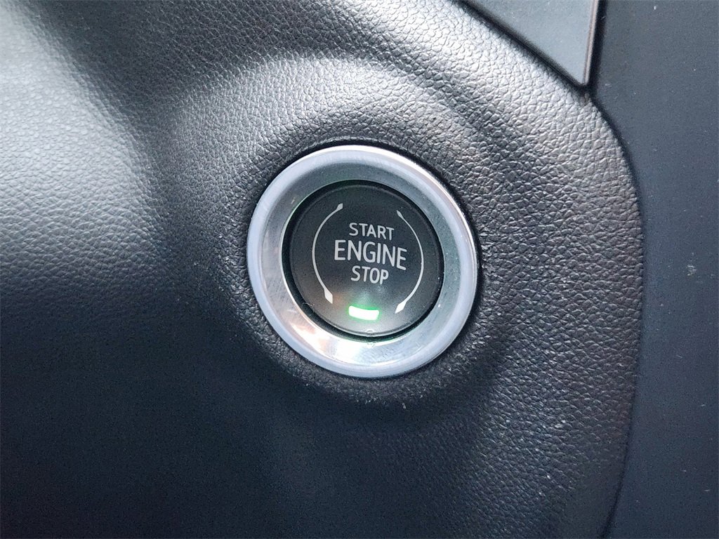 Used 2020 Chevrolet Silverado 1500 RST w/ Texas Edition image 21