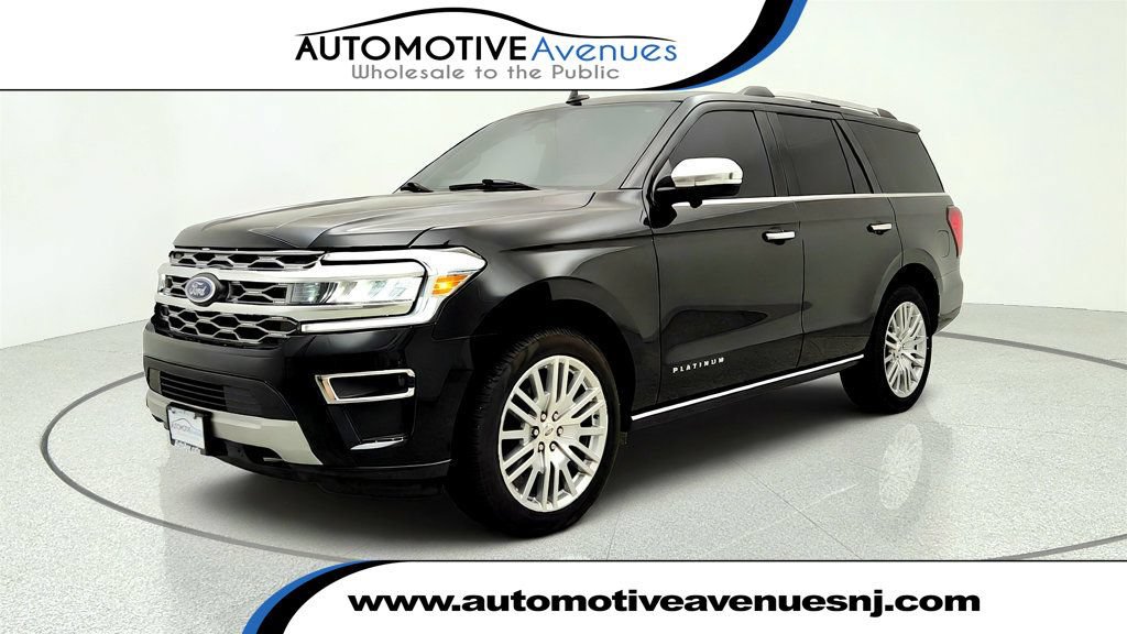 Used 2024 Ford Expedition Platinum AWD/4WD image 1