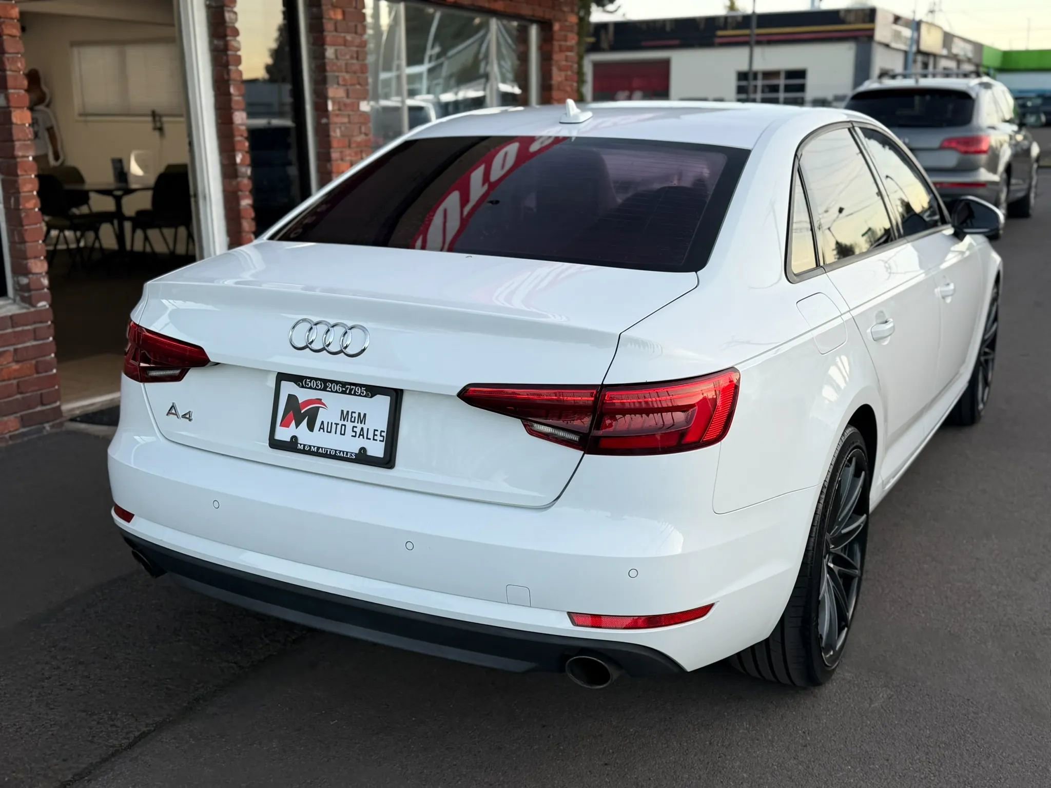 Used 2017 Audi A4 2.0T Premium FWD image 3
