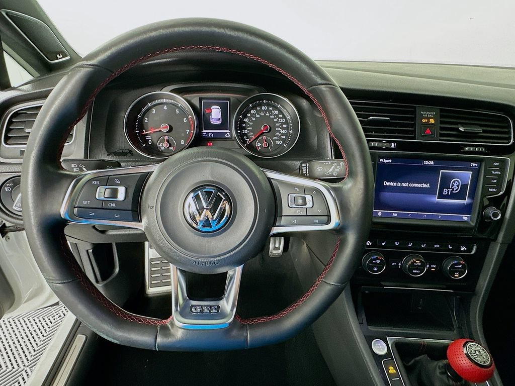 Used 2016 Volkswagen GTI Autobahn w/ Lighting Package (SEL) FWD image 11