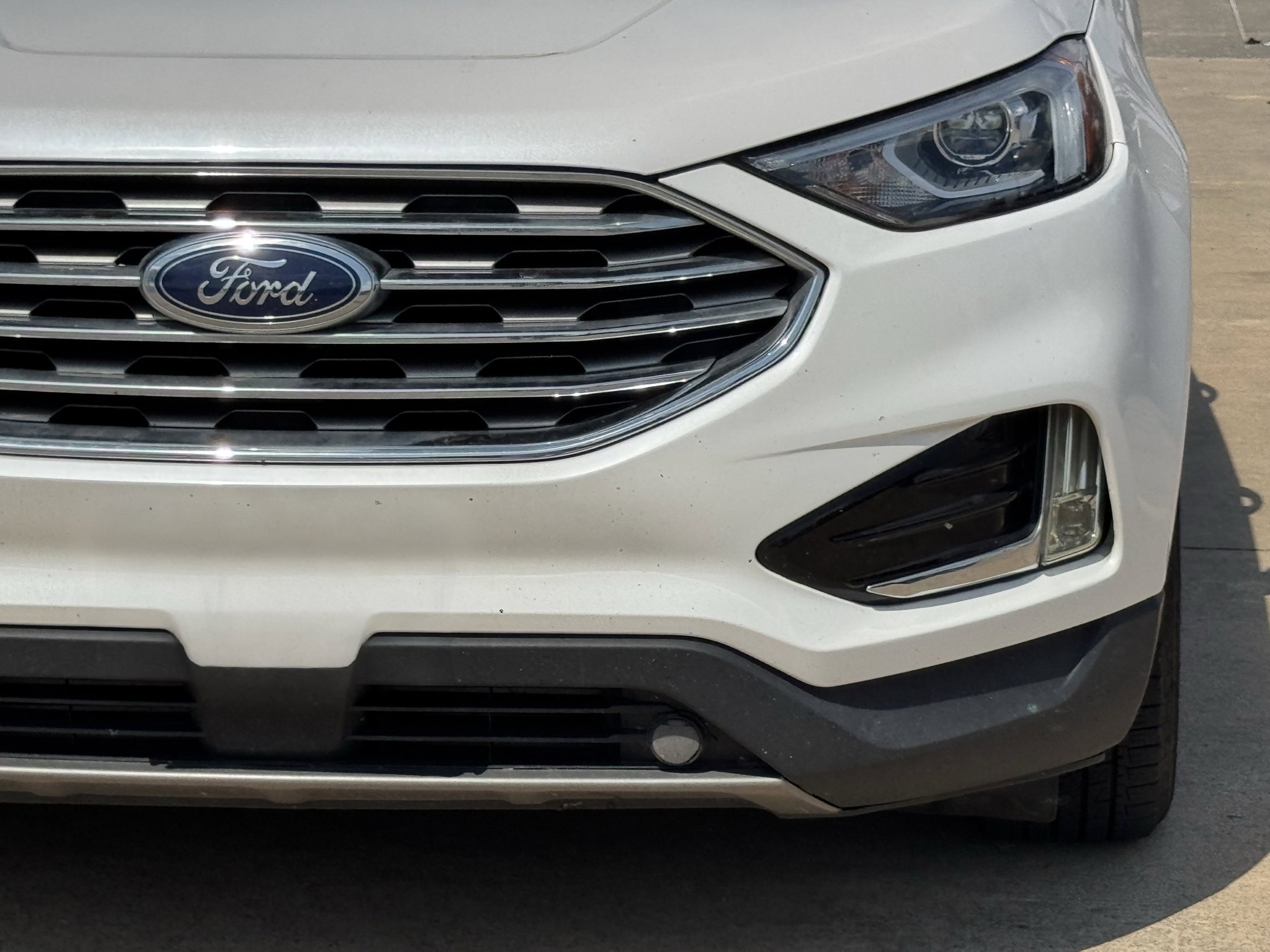Used 2019 Ford Edge SEL w/ Cold Weather Package AWD/4WD image 10