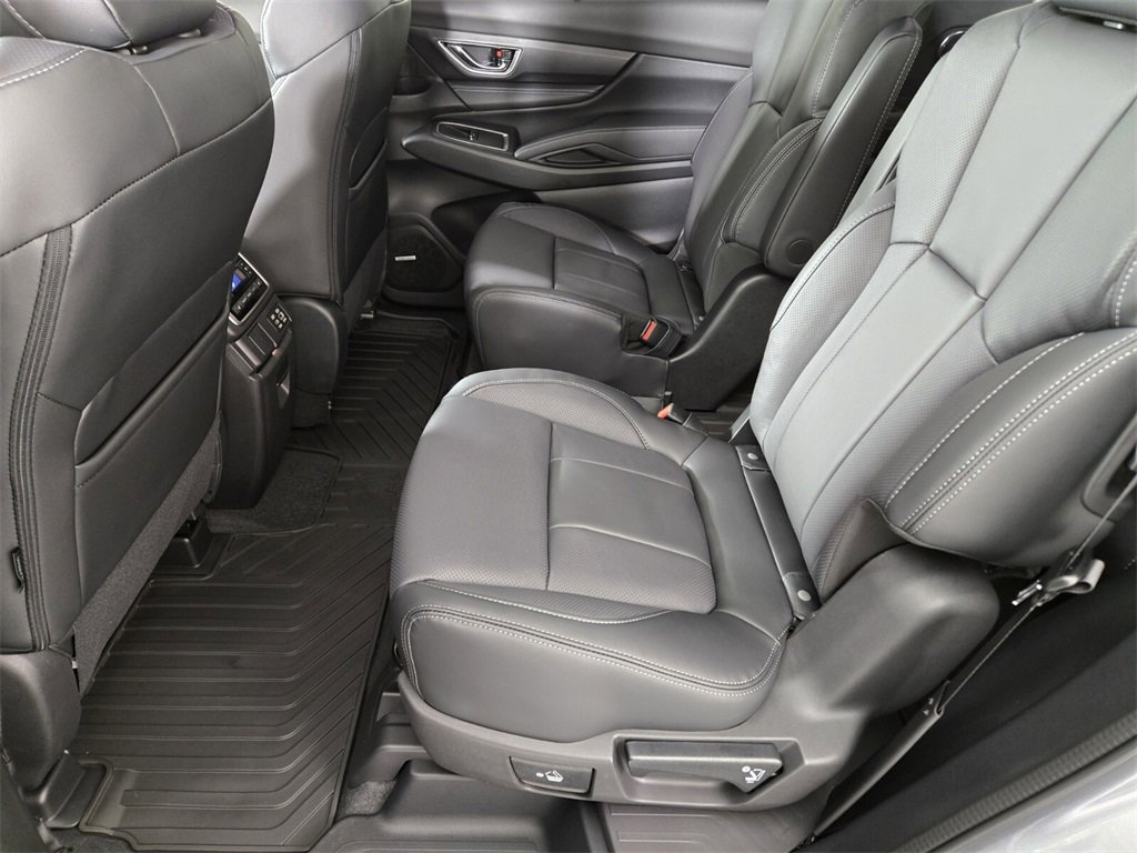 New 2025 Subaru Ascent Limited w/ Popular Package #2 image 11