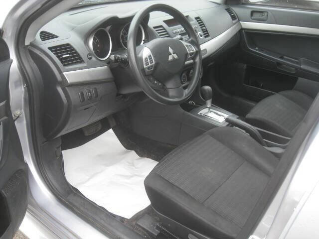 Used 2013 Mitsubishi Lancer SE image 12