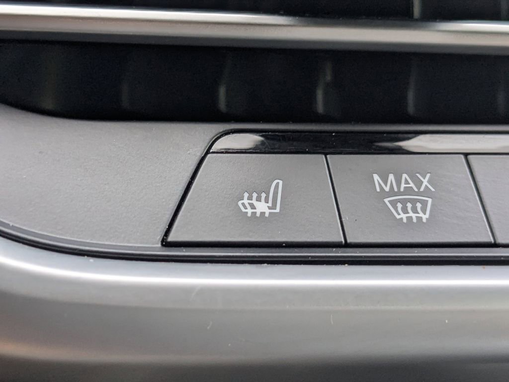 Used 2023 BMW X5 sDrive40i w/ Premium Package RWD image 22