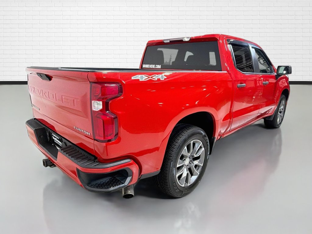 Used 2019 Chevrolet Silverado 1500 Custom w/ Custom Convenience Package AWD/4WD image 7