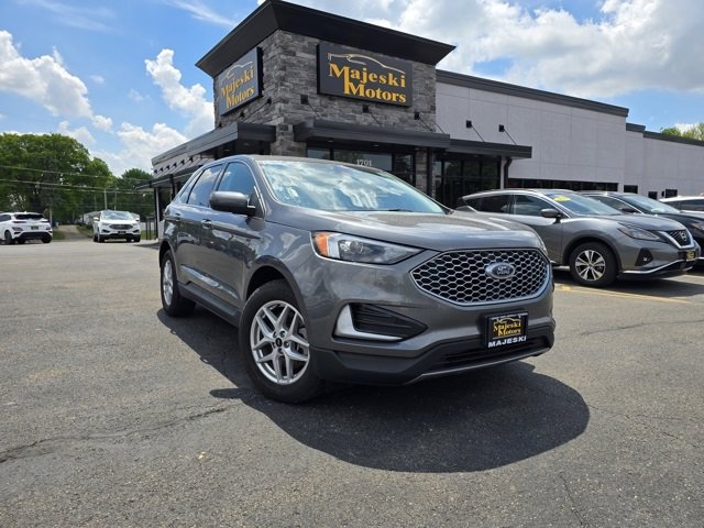 Used 2024 Ford Edge SEL image 1