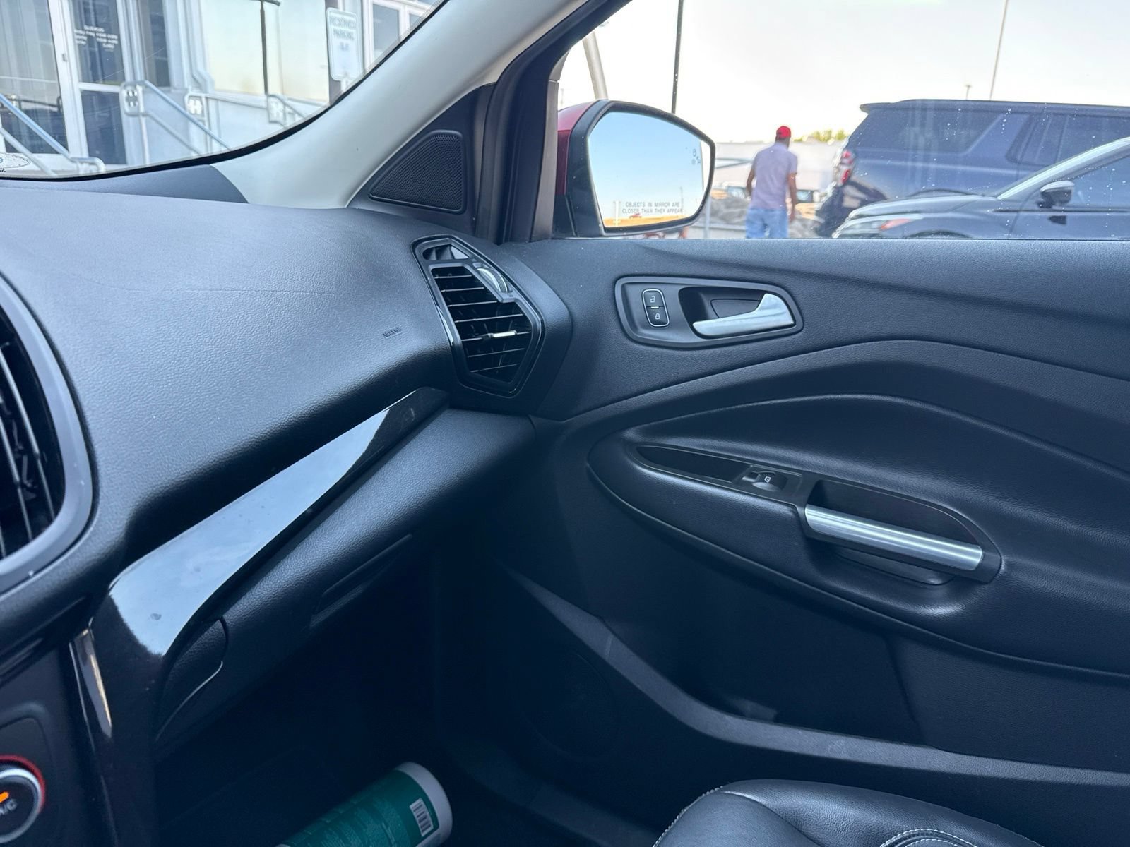 Used 2019 Ford Escape Titanium FWD image 20