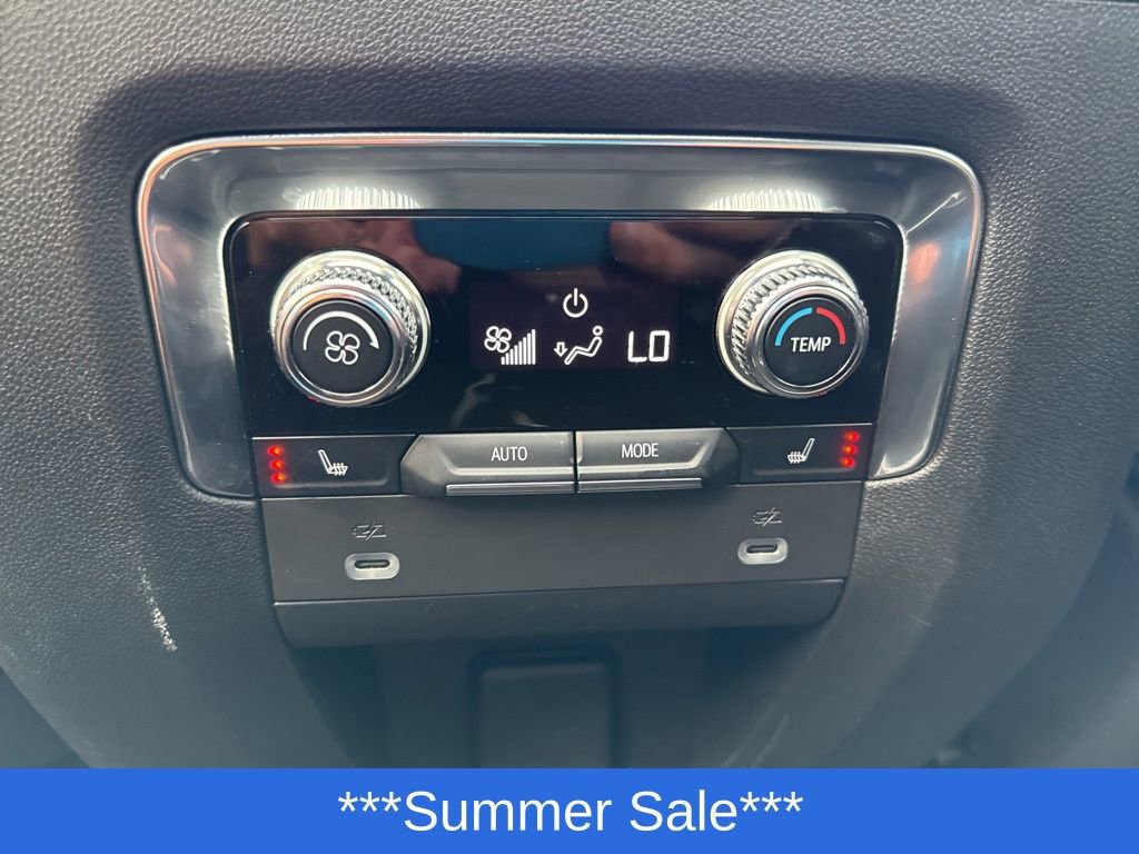 Used 2022 GMC Yukon Denali image 38