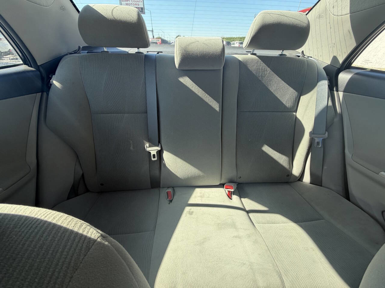 Used 2013 Toyota Corolla LE FWD image 25