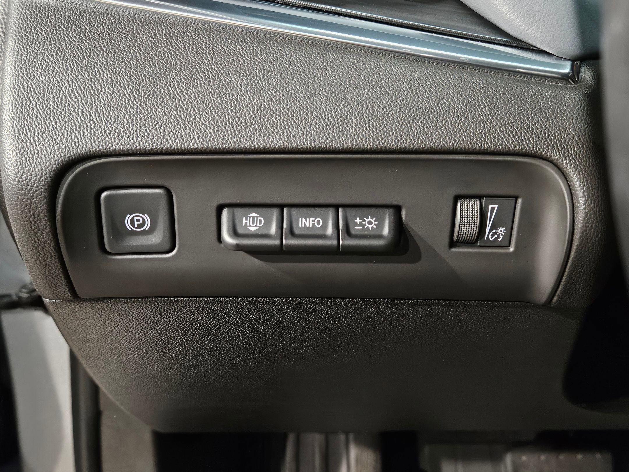 Used 2023 Buick Enclave Premium w/ Experience Buick Package image 27