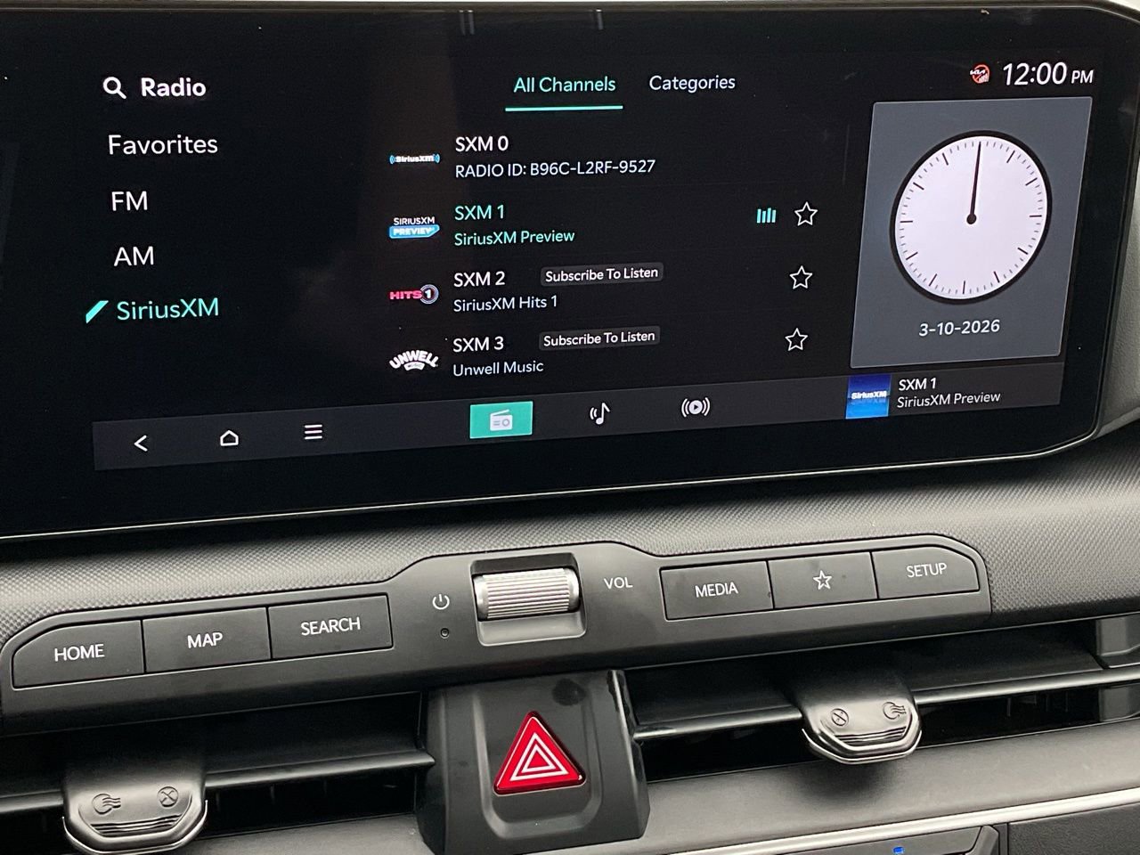 Used 2025 Kia K4 LXS image 27