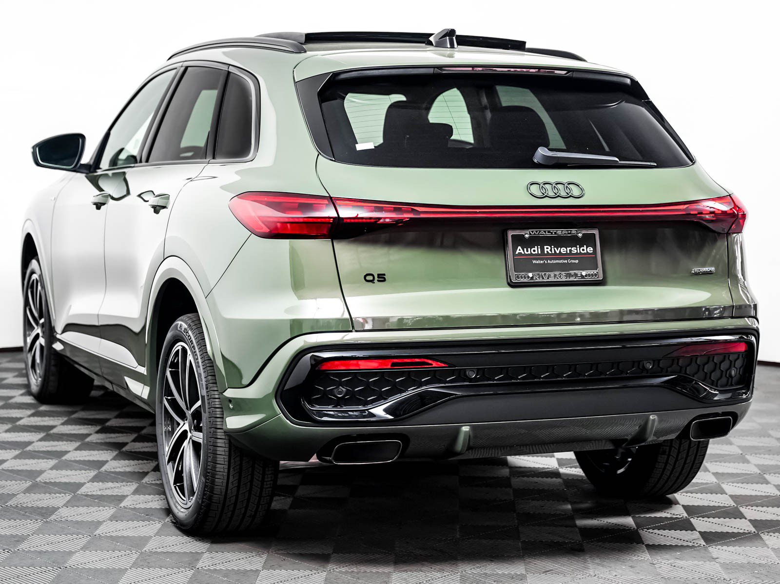 New 2026 Audi Q5 Premium Plus AWD/4WD image 2