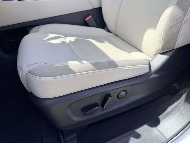 Used 2025 Nissan Pathfinder SL w/ SL Premium Package image 15