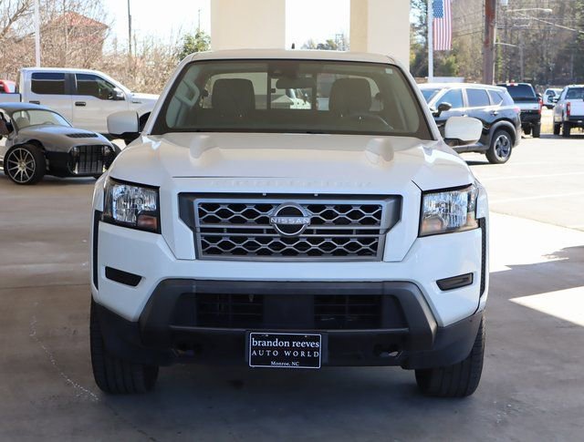 Used 2022 Nissan Frontier SV image 9