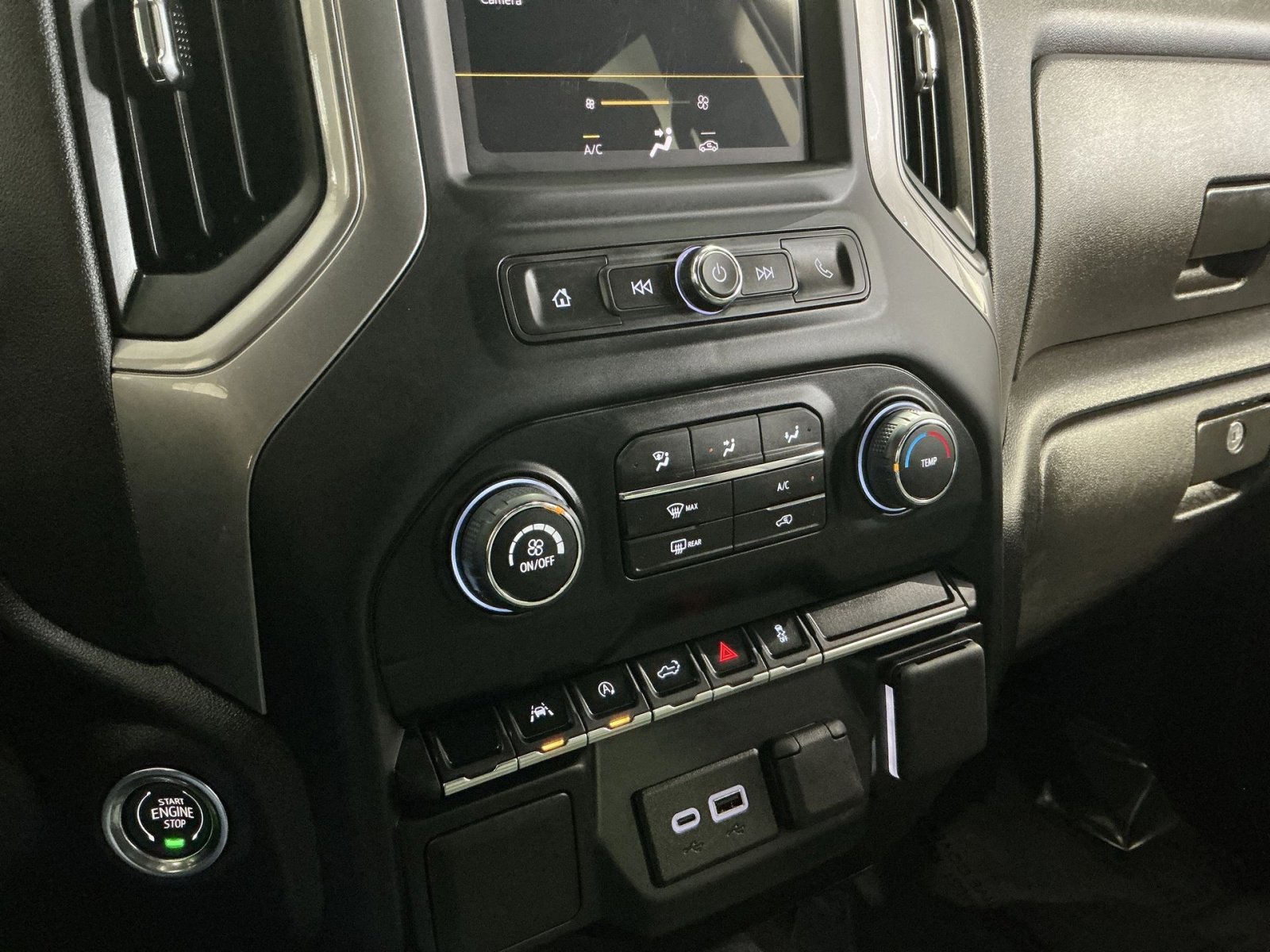 New 2026 Chevrolet Silverado 1500 Custom w/ Turbomax Blackout Package AWD/4WD image 22